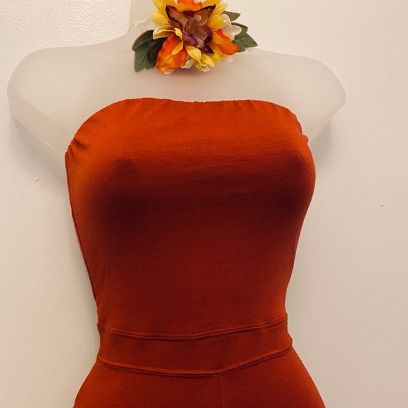 💥🔥💥 Strapless Wide-Leg Jumpsuit NWOT - Picture 4 of 9